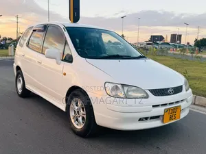 Toyota Corolla Spacio 2001 Pearl