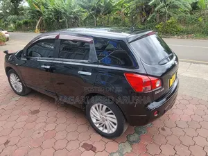Nissan Dualis 2011 Black