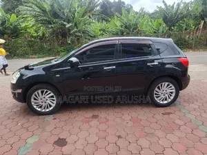 Nissan Dualis 2011 Black