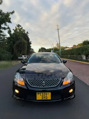 Toyota Crown 2009 Black