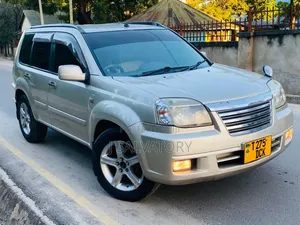Nissan X-Trail 2005 Gold
