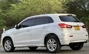 Mitsubishi RVR 2010 White