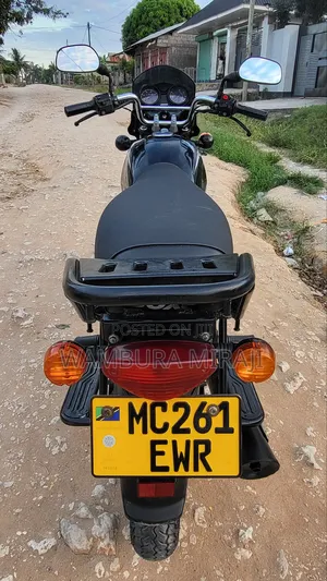 New Bajaj Boxer 125 2025 Black
