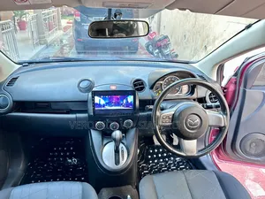 Mazda Demio 2011
