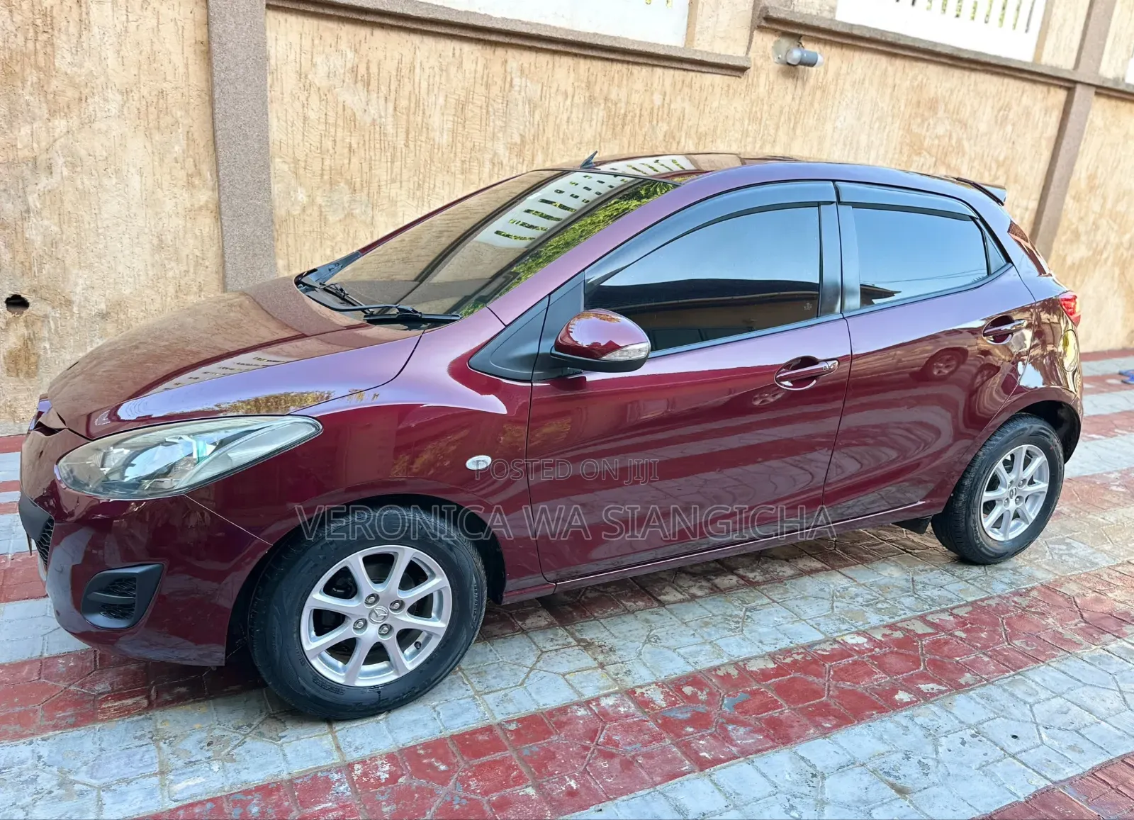 Mazda Demio 2011