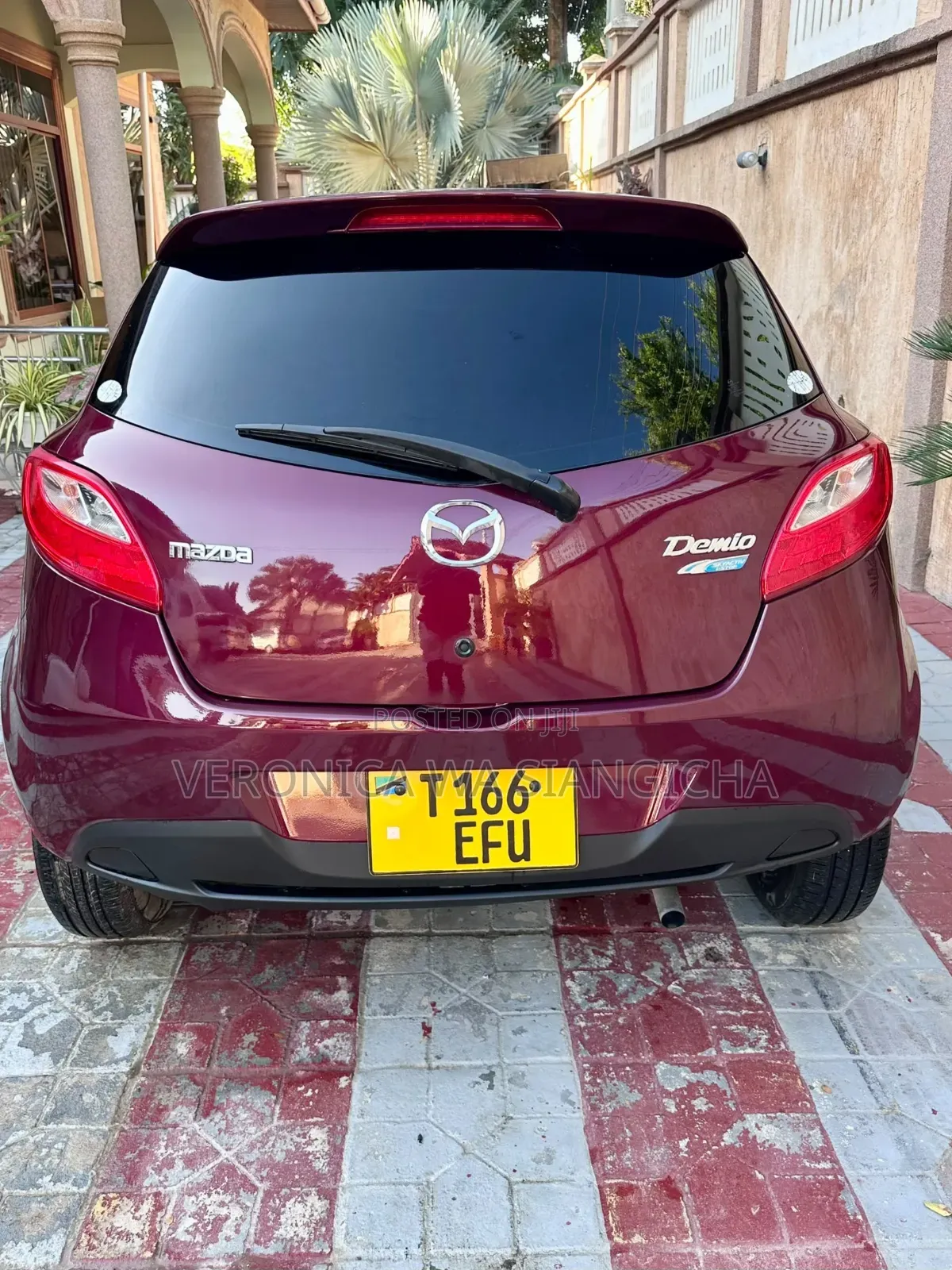Mazda Demio 2011