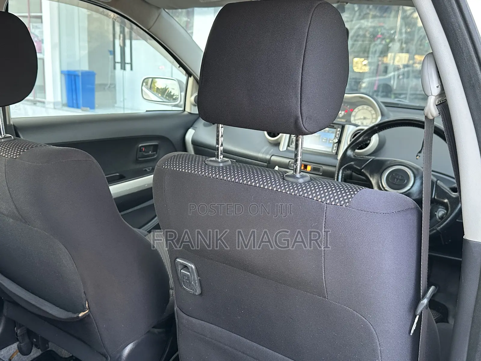 Toyota IST 2003 Silver