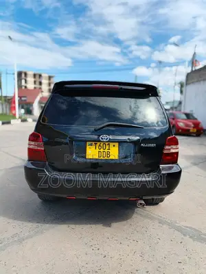 Toyota Kluger 2003 Black