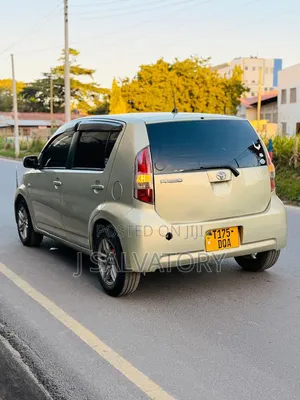 Toyota Passo 2004 Green