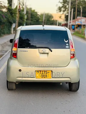 Toyota Passo 2004 Green