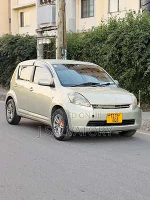 Toyota Passo 2004 Green