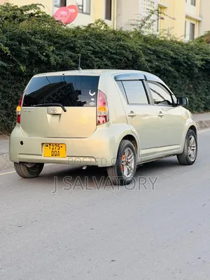 Toyota Passo 2004 Green