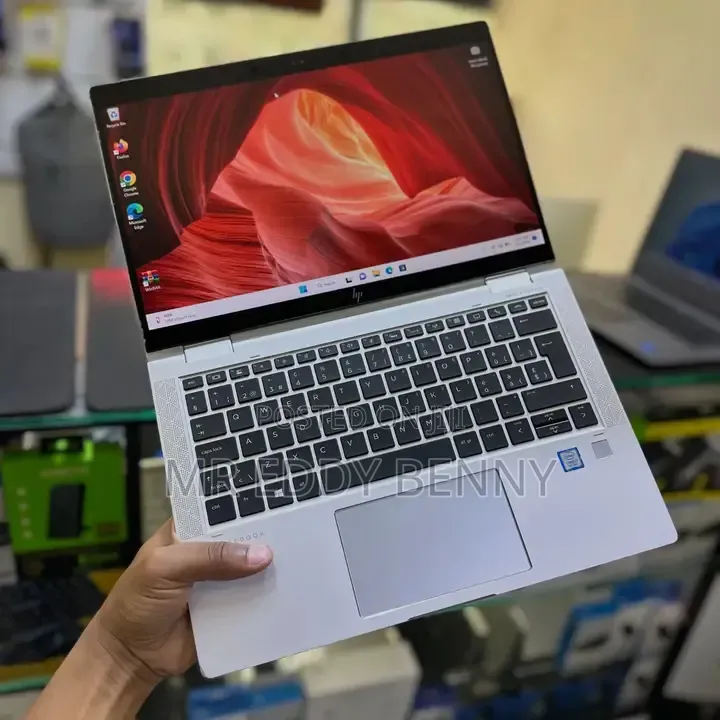Laptop HP EliteBook 1030 16GB Intel Core i5 SSD 256GB