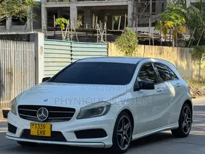 Mercedes-Benz A-Class 2015 White
