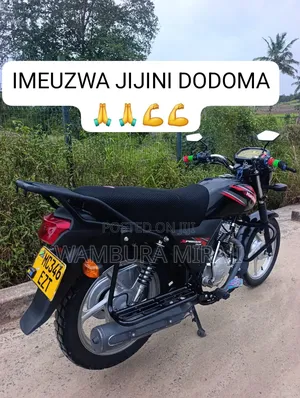 New Bajaj Boxer 125 2025 Black