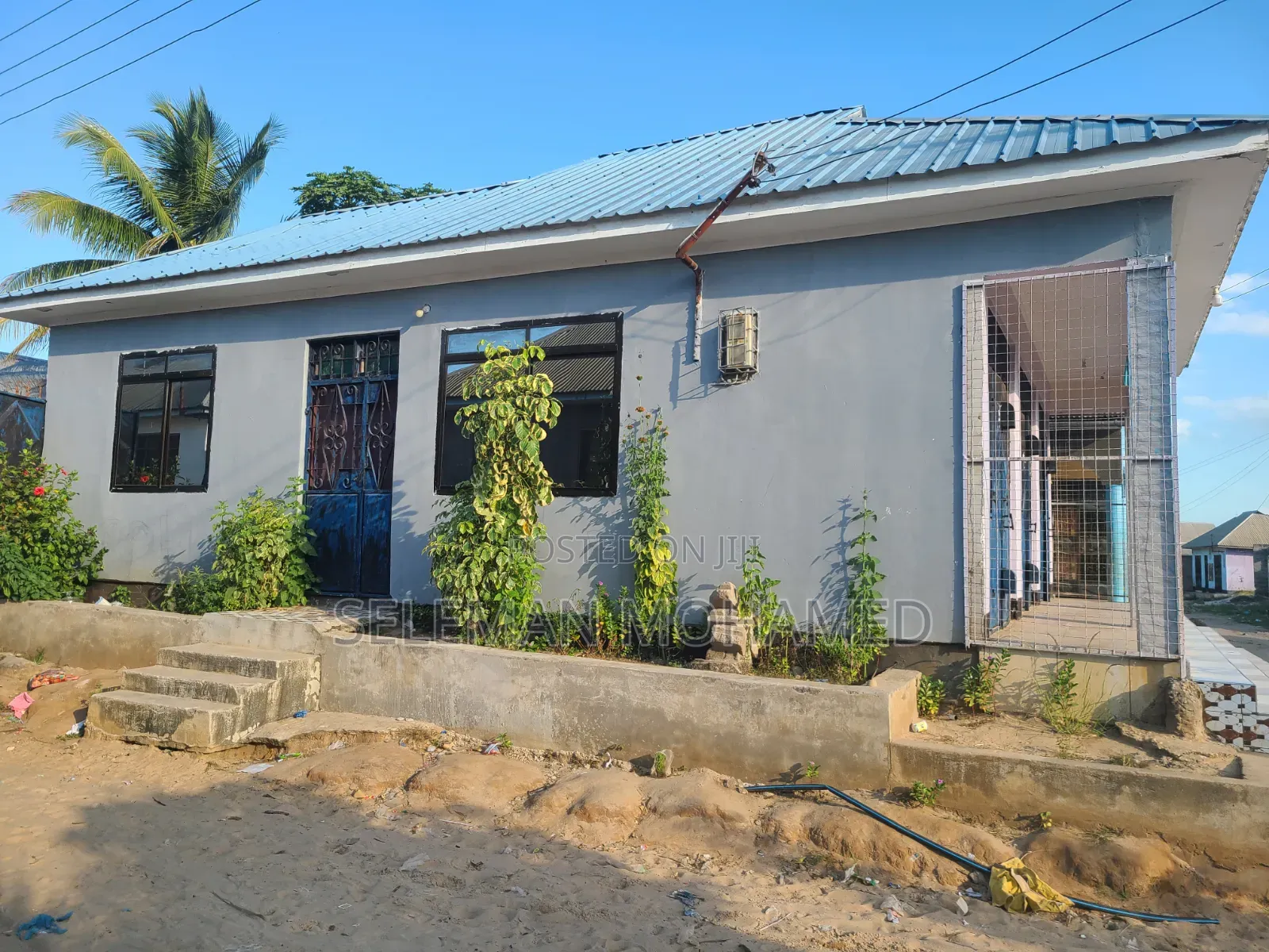 Furnished 3bdrm House in Biriani Real Estate, Chamazi for sale