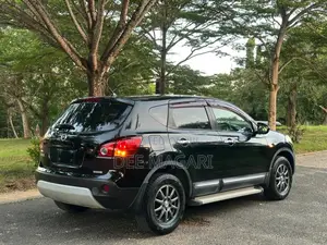 Nissan Dualis 2012 Black