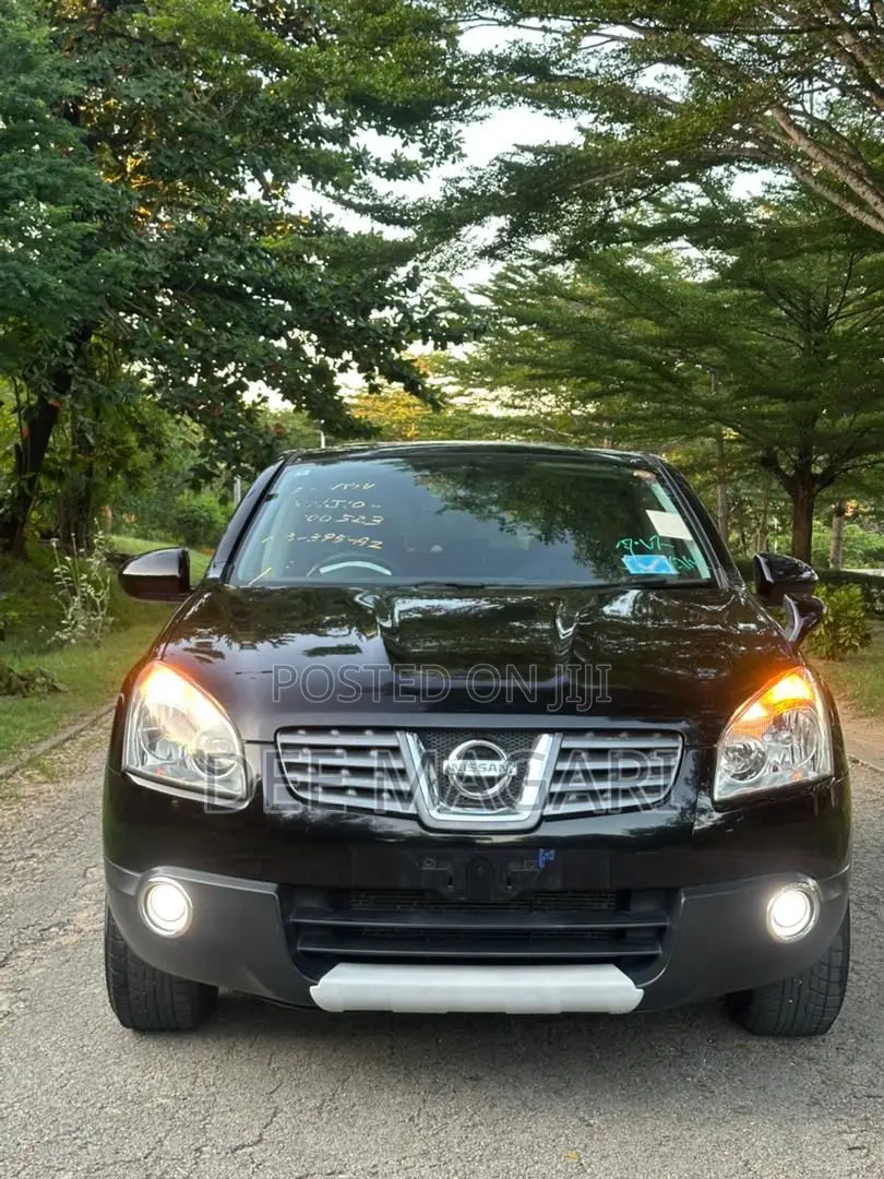 Nissan Dualis 2012 Black