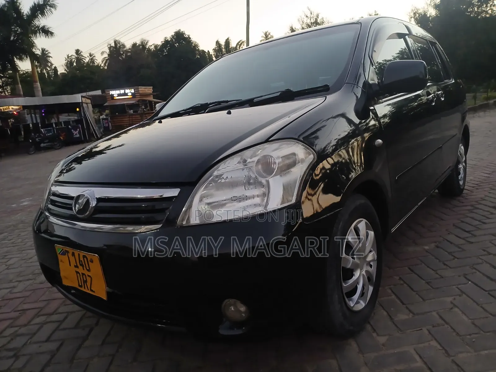 Toyota Raum 2005 Black