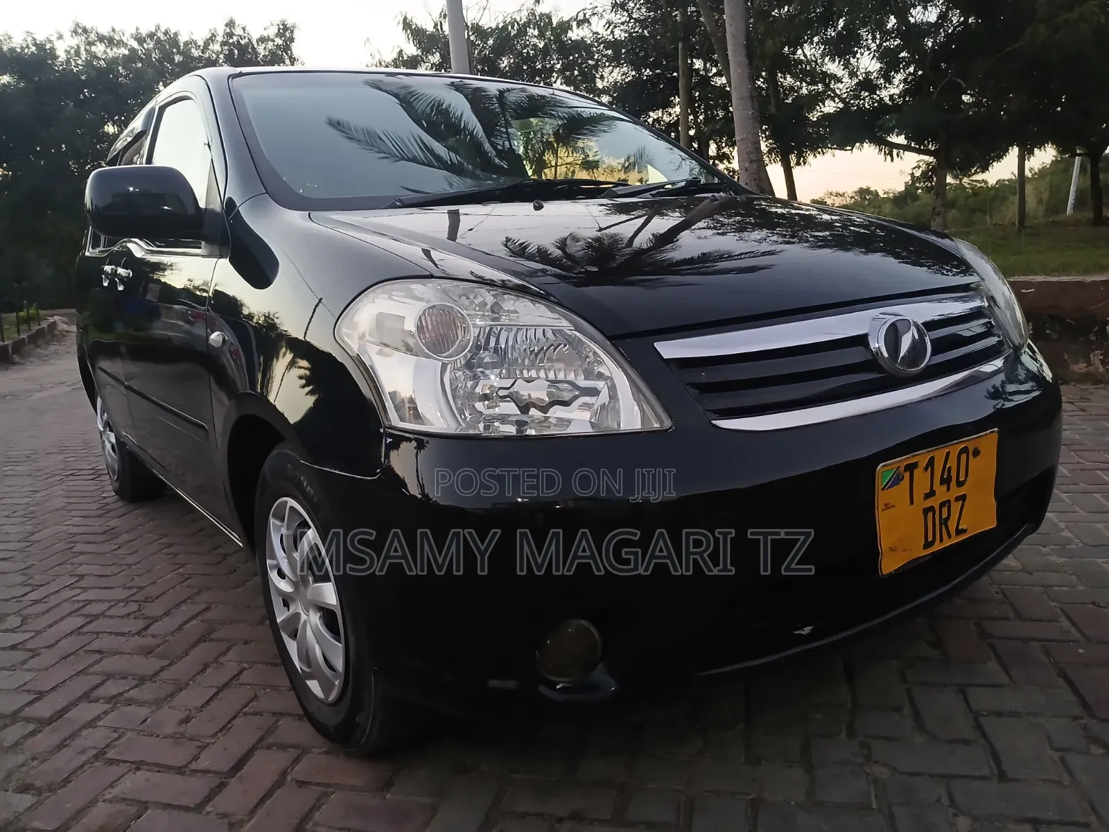 Toyota Raum 2005 Black