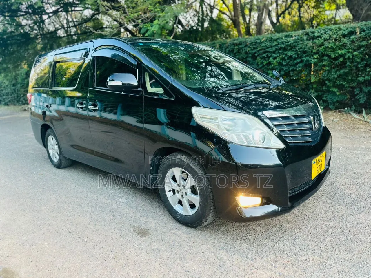 Toyota Alphard 2013 Black