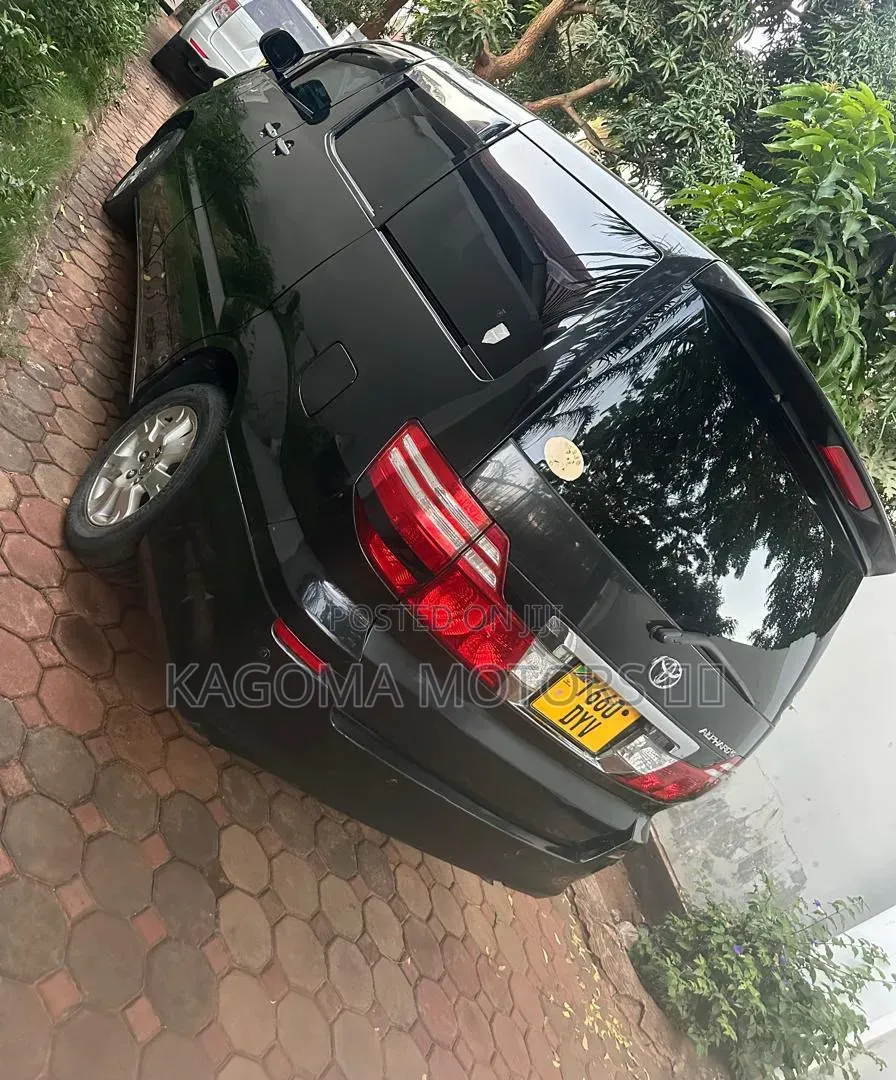 Toyota Alphard 2005 Black