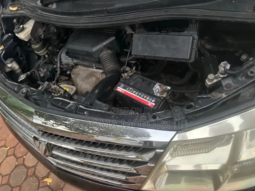 Toyota Alphard 2005 Black