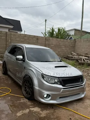 Subaru Forester 2010 Silver