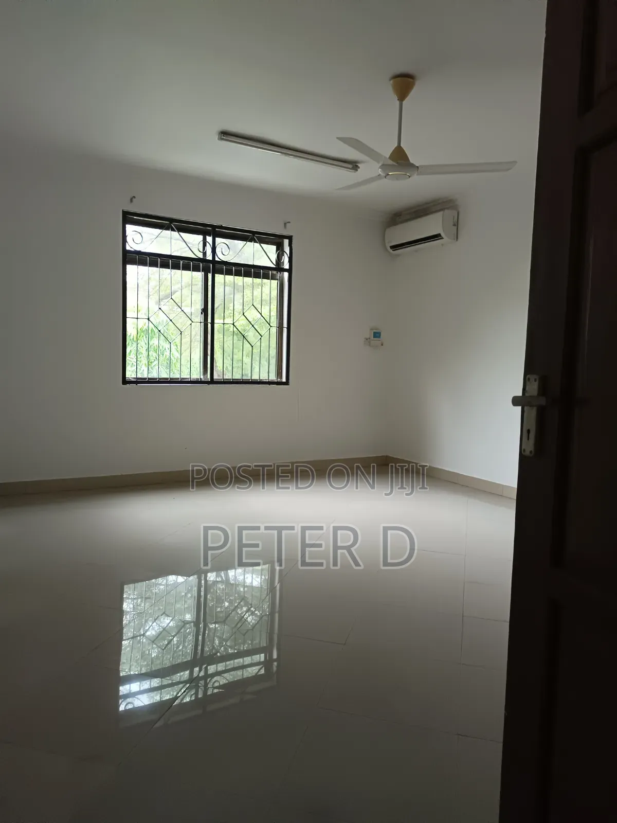 10bdrm House in Mikocheni for rent