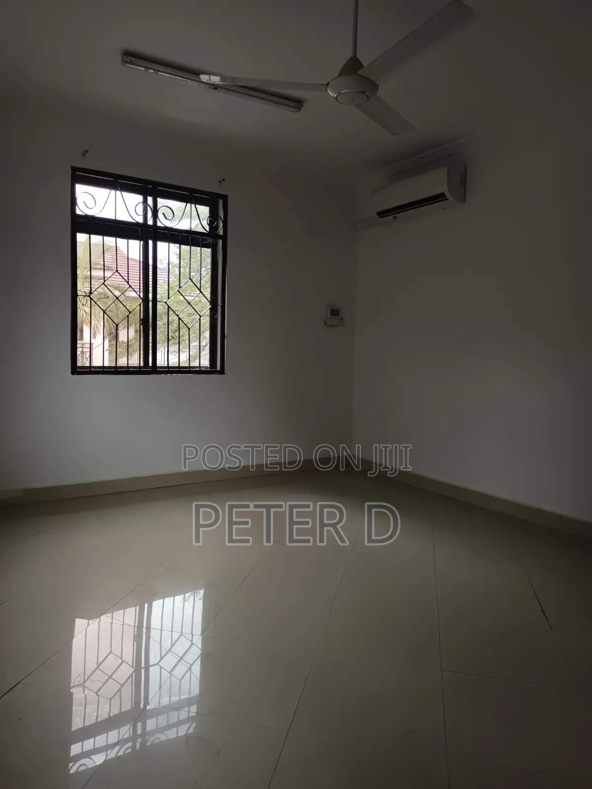 10bdrm House in Mikocheni for rent