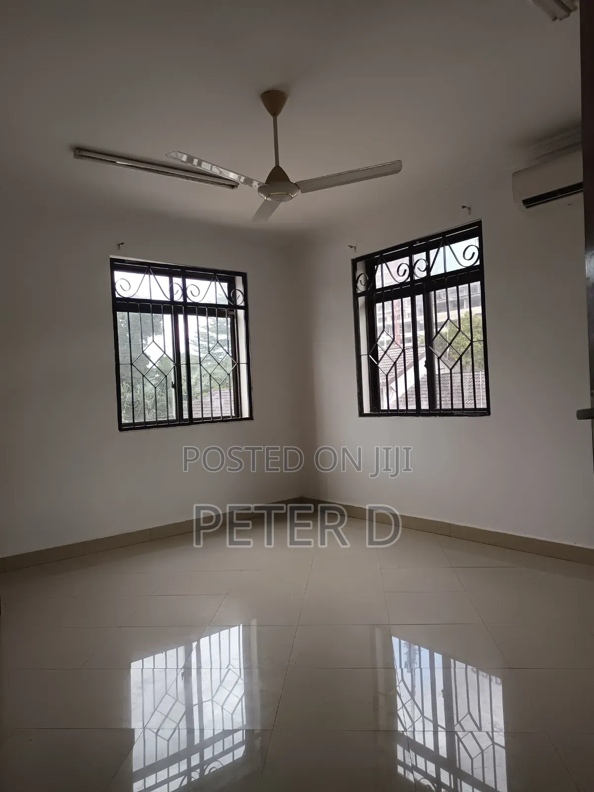 10bdrm House in Mikocheni for rent