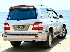 Toyota Land Cruiser 1998 Silver