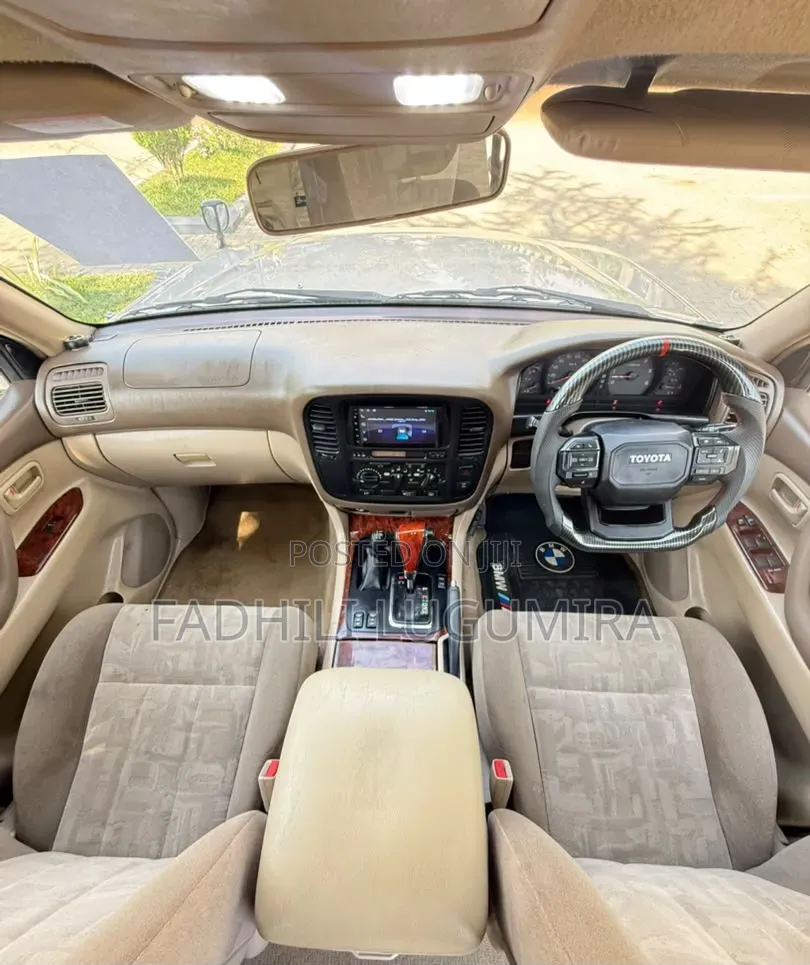 Toyota Land Cruiser 1998 Silver