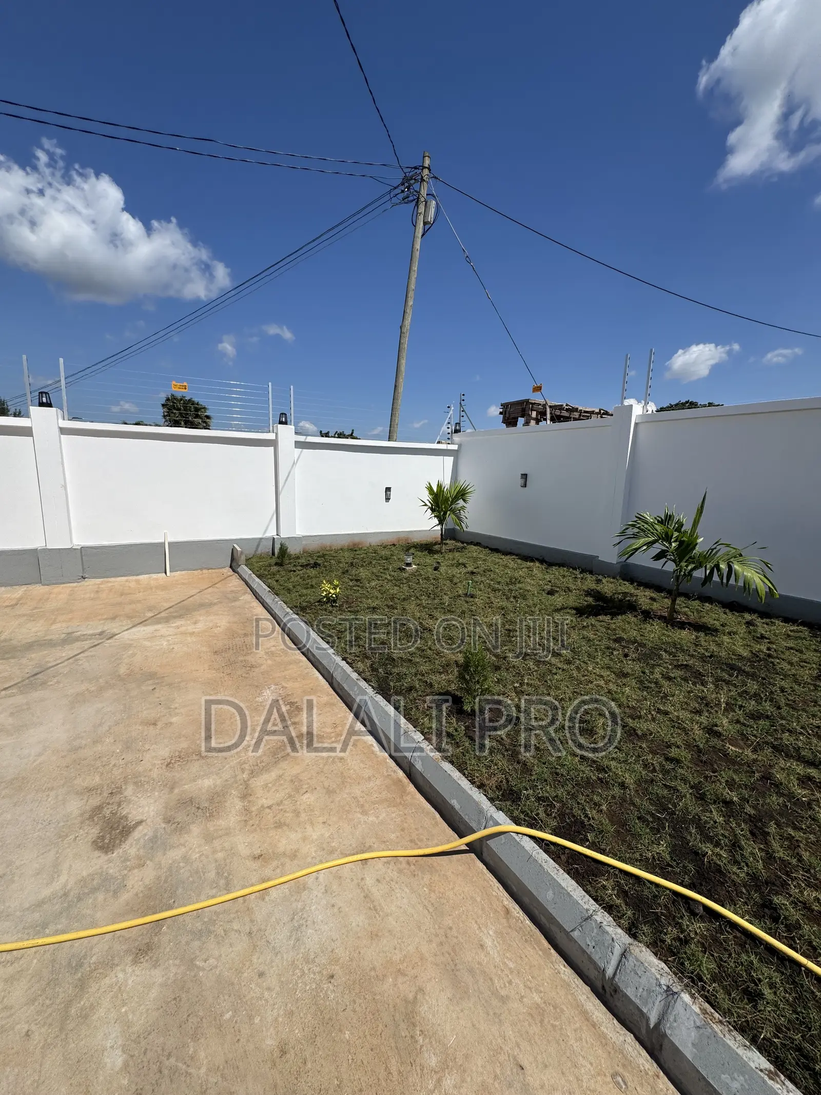 3bdrm House in Kigamboni for sale