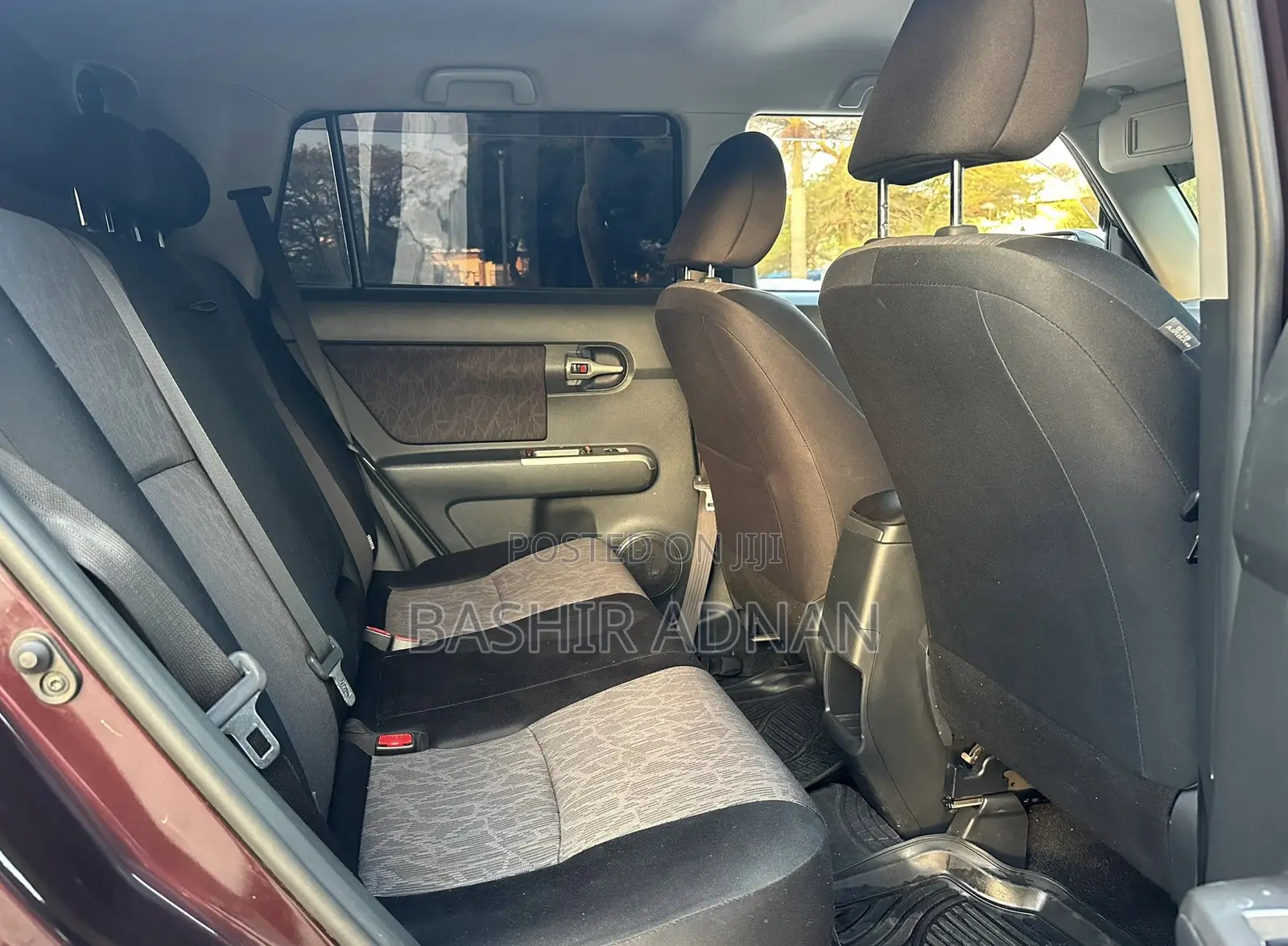 Toyota Corolla Rumion Hatchback 1.8 FWD 2010 Maroon