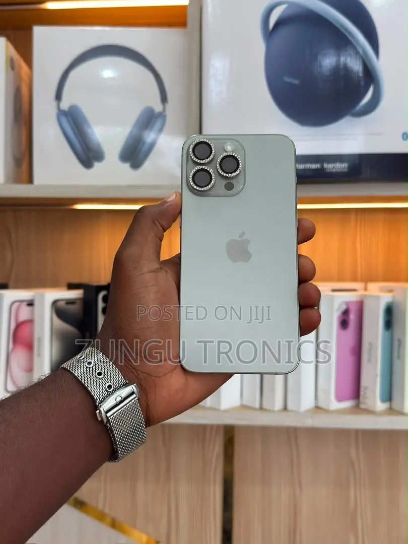 Apple iPhone 15 Pro Max 256 GB White