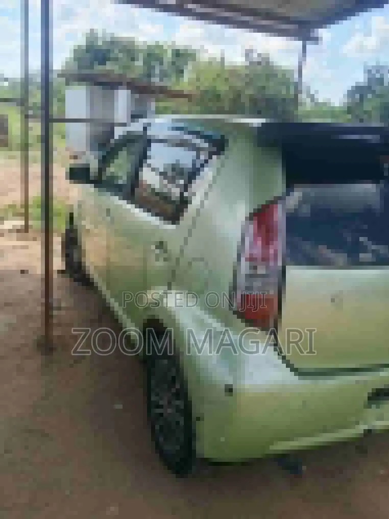 Toyota Passo 2004 Green