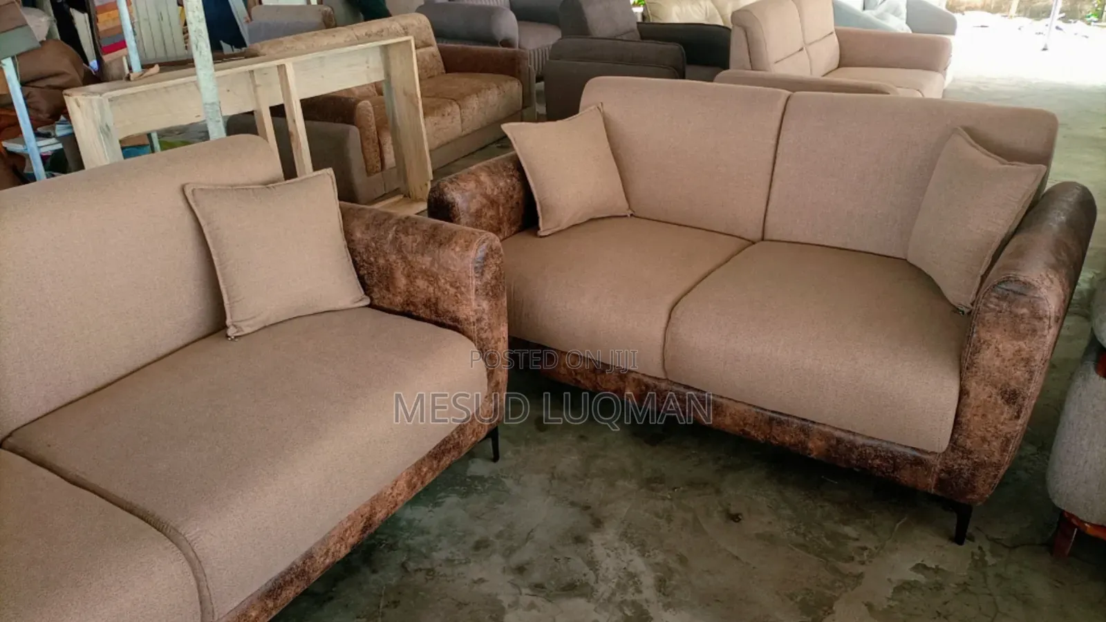 Modern Sofa Set