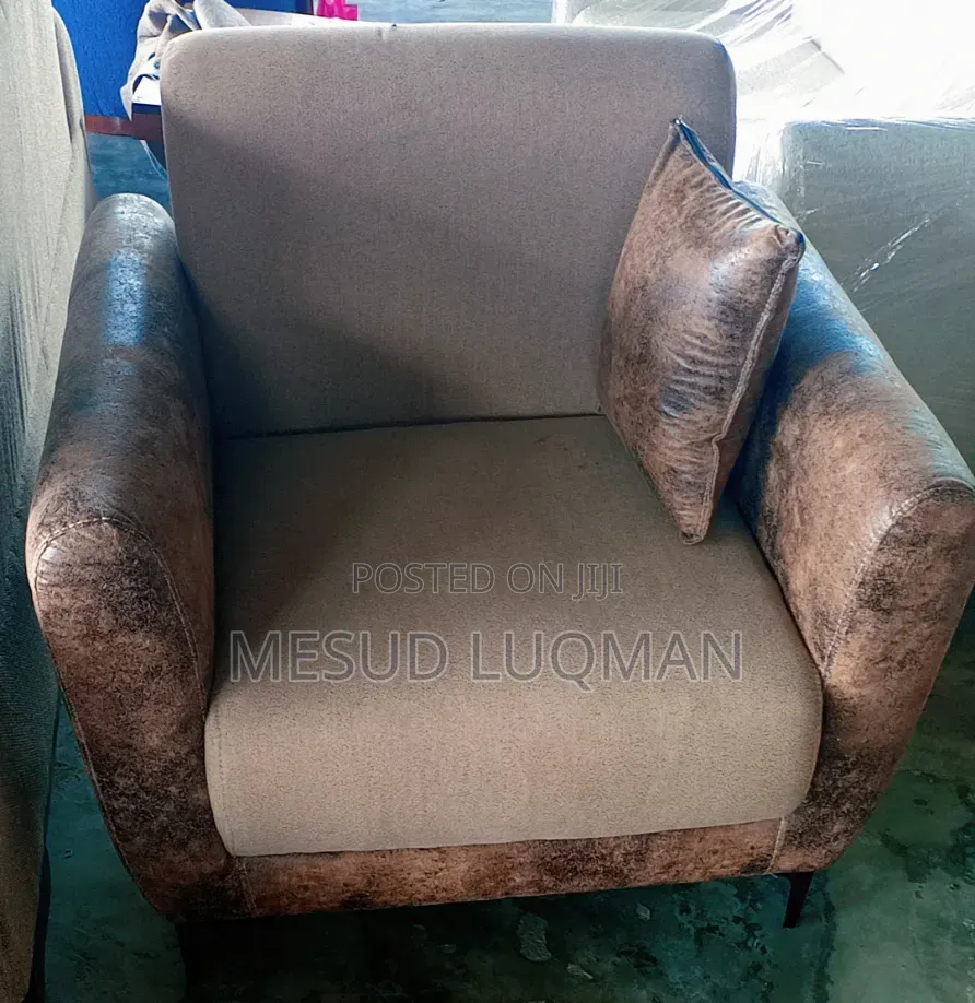 Modern Sofa Set