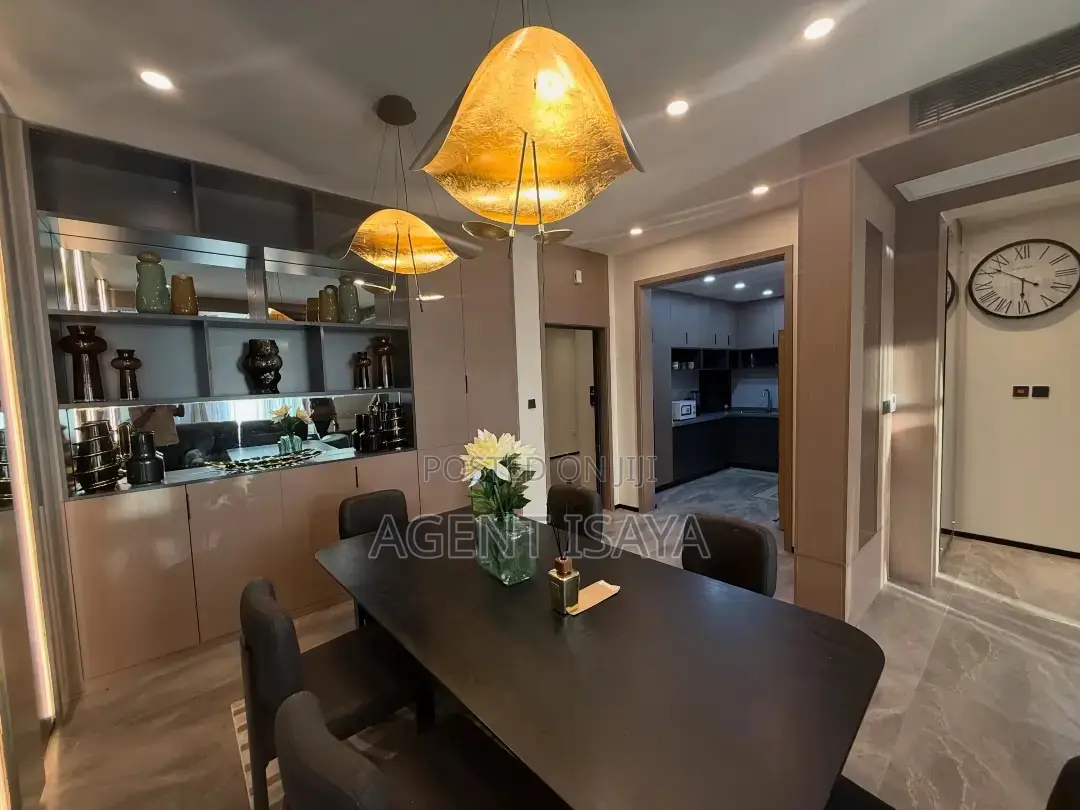 Furnished 3bdrm Apartment in Oyster Bay for rent