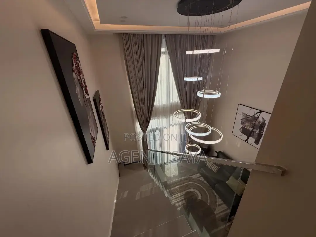 Furnished 3bdrm Apartment in Oyster Bay for rent