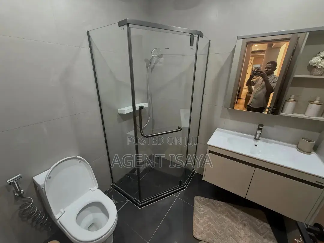 Furnished 3bdrm Apartment in Oyster Bay for rent