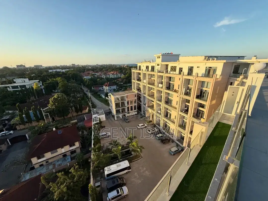 Furnished 3bdrm Apartment in Oyster Bay for rent