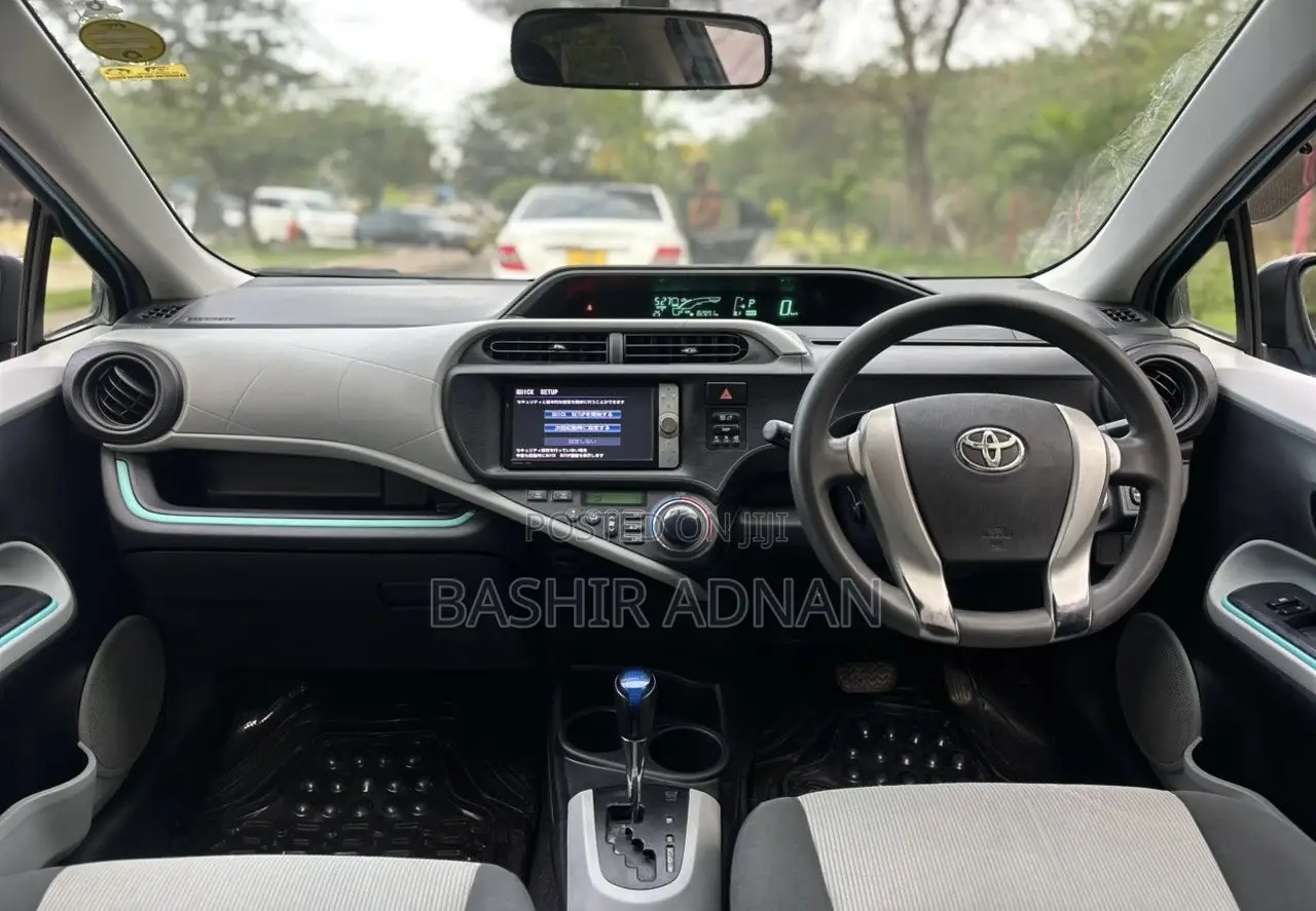 Toyota Aqua 2014 Blue