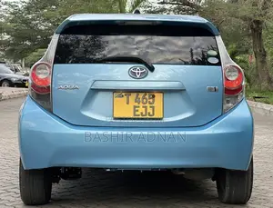 Toyota Aqua 2014 Blue