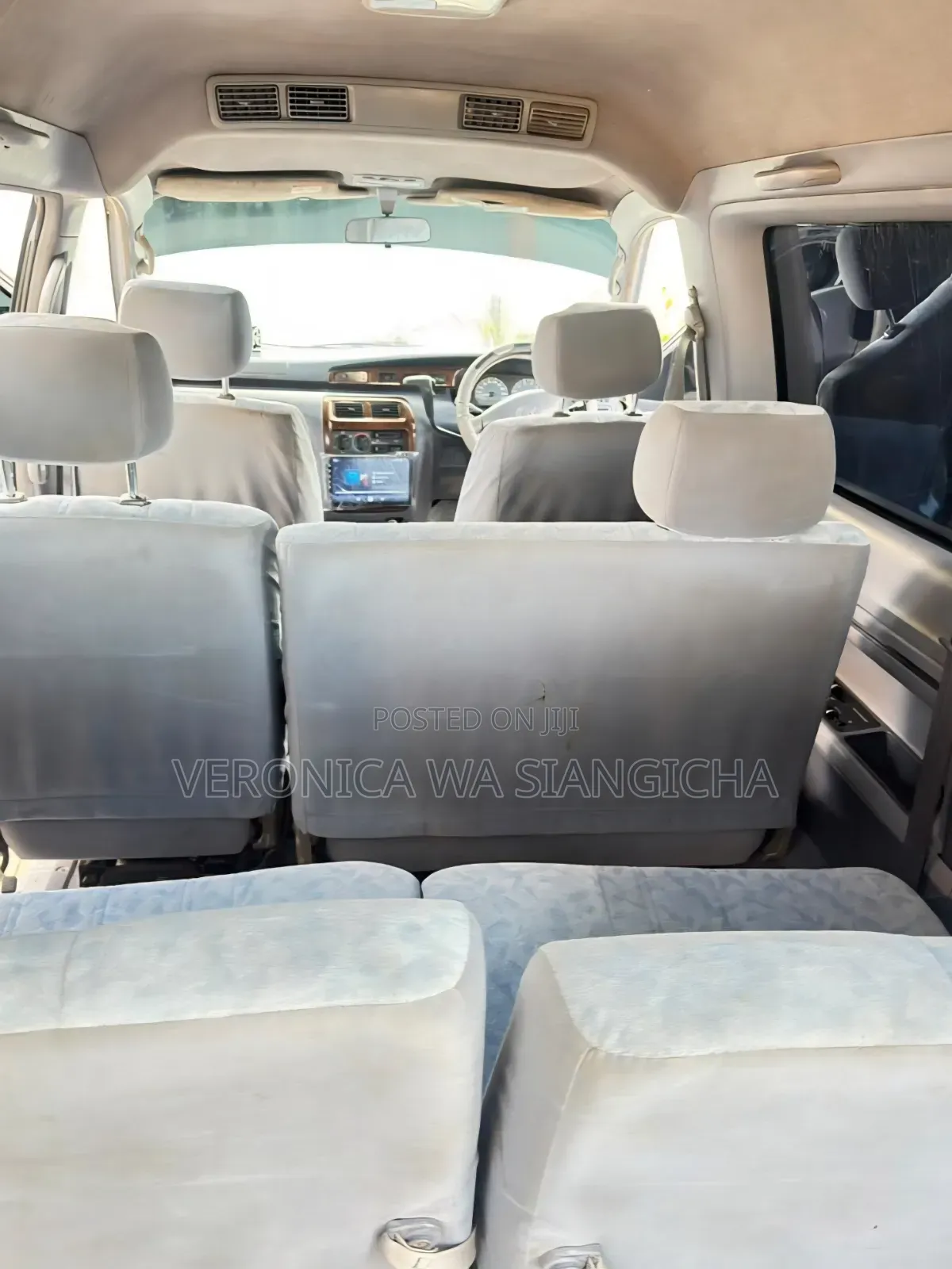 Toyota Noah 2001