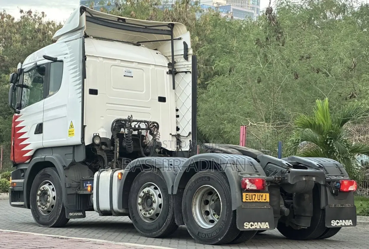 Scania Horse R460 6x2 Unregistered(Mpya).