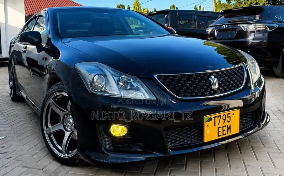 Toyota Crown 2009 Black