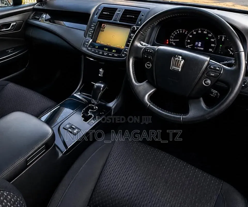 Toyota Crown 2009 Black