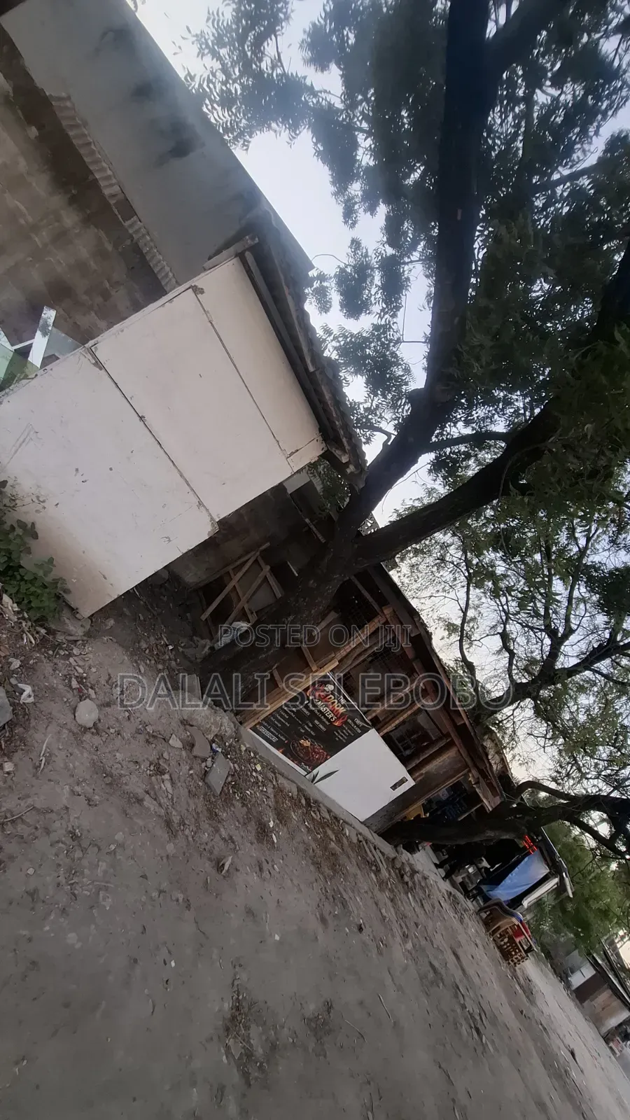 8bdrm Bungalow in Kijitonyama Kkkt for sale